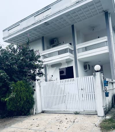 I-8/3 40x80 Fully Furnished Ground portion available for rent near kachnar park