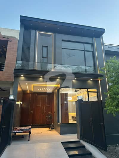 5 Marla Brand new House for SALE Sector M 7B Lake City