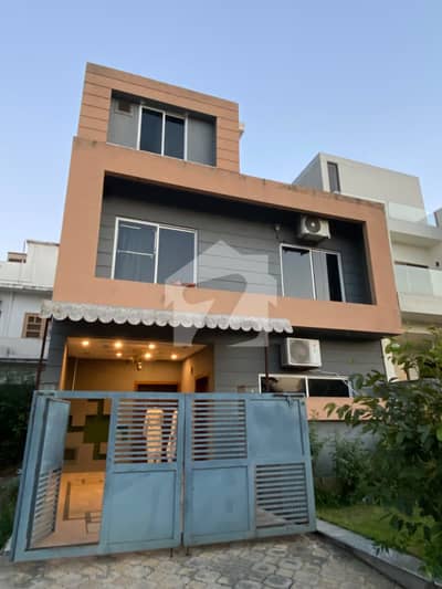 D-12 Islamabad 4Marla Brand New Condition Furnished House For Rent 3bed With Washroom Lounge Kichen Steady Room Servant Room Parking Gas Electric D-12 Islamabad 4Marla Brand New Condition Furnished House For Rent 3bed With Washroom Lounge Kichen Steady Room Servant Room Parking Gas Electric