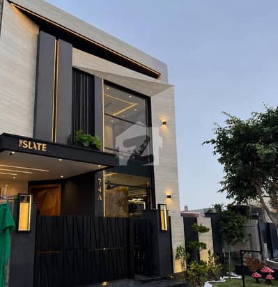 ڈی ایچ اے 9 ٹاؤن ۔ بلاک اے ڈی ایچ اے 9 ٹاؤن,ڈیفنس (ڈی ایچ اے),لاہور میں 3 کمروں کا 5 مرلہ مکان 3.8 کروڑ میں برائے فروخت۔ ڈی ایچ اے 9 ٹاؤن ۔ بلاک اے ڈی ایچ اے 9 ٹاؤن,ڈیفنس (ڈی ایچ اے),لاہور میں 3 کمروں کا 5 مرلہ مکان 3.8 کروڑ میں برائے فروخت۔