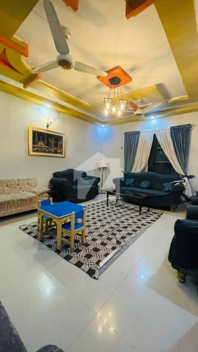 Portion For Rent 240 Sq Yards Ground