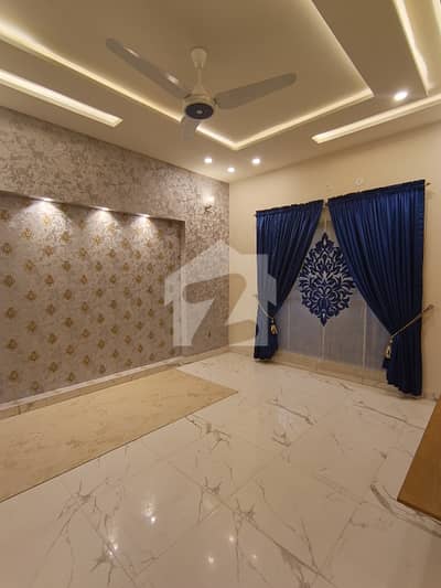 6 Mrla Lower Portion For Rent