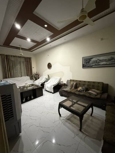 10 Marla 4 Beds House For Sale