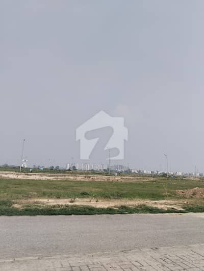 ڈی ایچ اے فیز9 پریزم ڈی ایچ اے ڈیفینس,لاہور میں 1 کنال رہائشی پلاٹ 3.0 کروڑ میں برائے فروخت۔