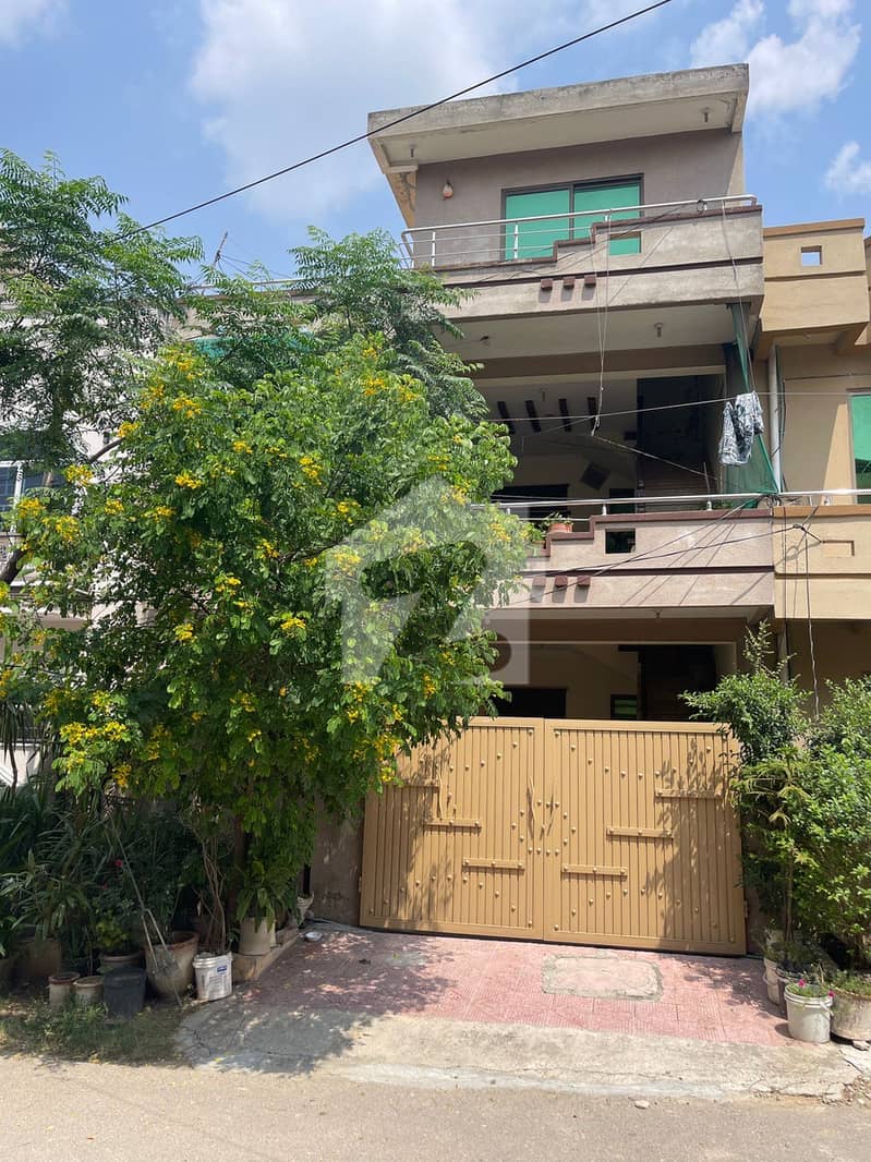 Prime Location Ready To Move House Available Prime Location Ready To Move House Available