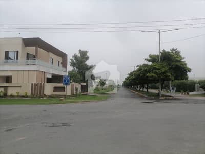 20 Marla Residential Plot For Grabs In Wapda City