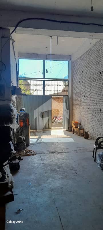 سگیاں والا بائی پاس روڈ لاہور میں 13 مرلہ Studio فیکٹری 1.75 لاکھ میں کرایہ پر دستیاب ہے۔