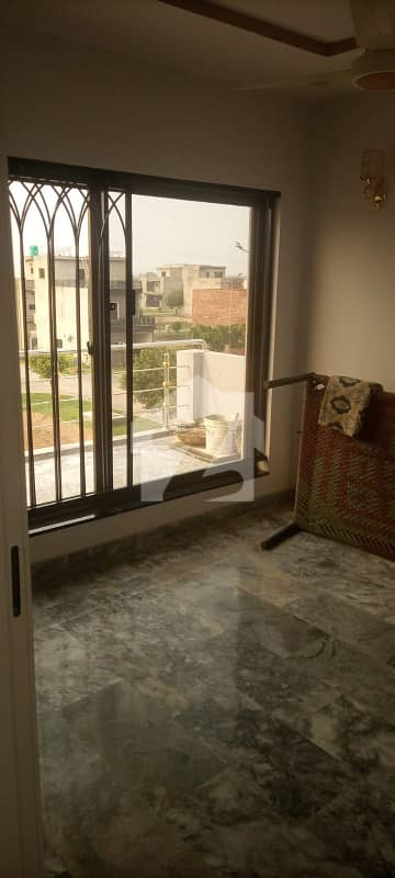 5 MARLAS HOUSE FOR SALE OVERSEAS BLOCK ON INSTALMENTS