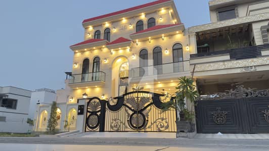 10 Marla House For Sale Prime Location!