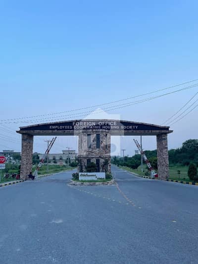 36 Marla Extra Land plot For sale in A black