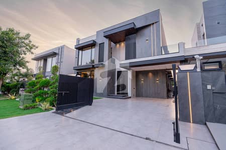 1 Kanal Modern Design House For Sale Good Location in DHA PHASE 7