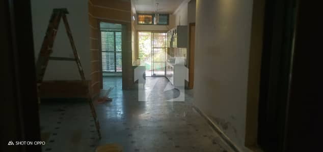 10 Marla Open Besment Available For Rent 5 Marla Extra Lon F15 Islamabad