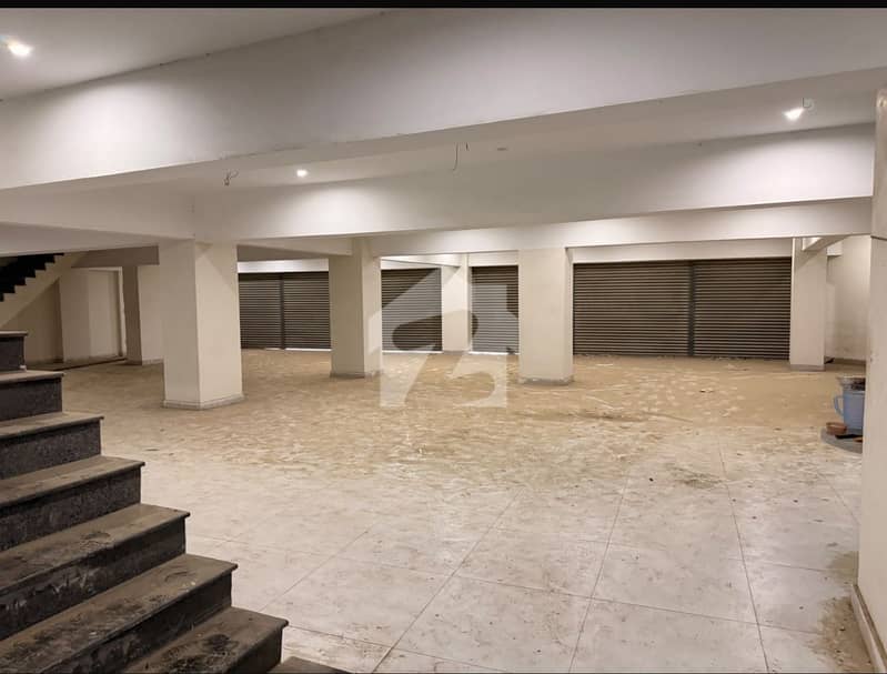 Showroom | Prime Location | Display Center | car and Ev Bikes | Bank etc Showroom | Prime Location | Display Center | car and Ev Bikes | Bank etc