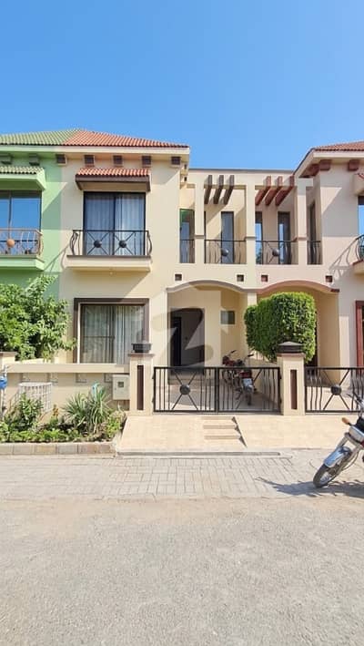 3.5 MARLA BEAUTIFUL HOUSE FOR SALE AVAILABLE WITH GAS