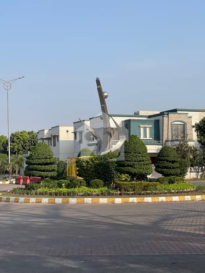 6 Marla Facing Park House For Rent In Dream Gardens Lahore