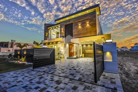 21 Marla Corner Modern Bungalow For Sale At Hot Location Near Raya Fair Ways Golf Course