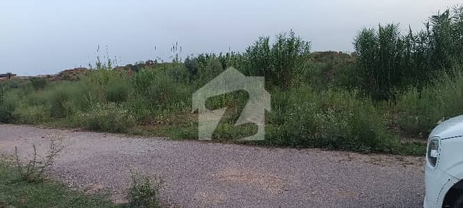 پارک انکلیو 3 پارک انکلیو,اسلام آباد میں 5 مرلہ رہائشی پلاٹ 1.58 کروڑ میں برائے فروخت۔ پارک انکلیو 3 پارک انکلیو,اسلام آباد میں 5 مرلہ رہائشی پلاٹ 1.58 کروڑ میں برائے فروخت۔