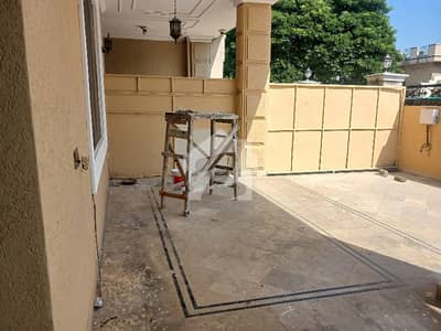 F11 size 700 marble flooring Ground portion 3beds Rent 320000 Real pic