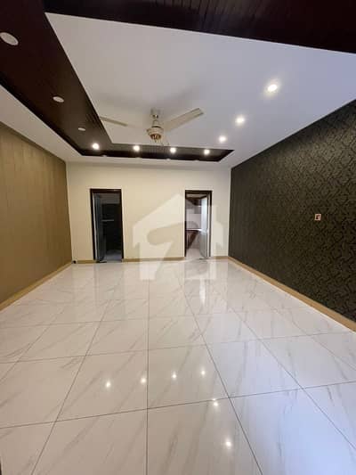 1 Kanal Upper Portion For Rent In Gulberg 3, MM Alam Road | Ideal For Silent Office