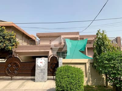 1-Kanal House Available for Rent Phase-2, Block-V