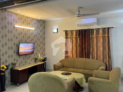 5 MARLA LOWER PORTION FULLY FURNISH GAS AVAILABLE HOT LOCATION! SECTOR C 5 MARLA LOWER PORTION FULLY FURNISH GAS AVAILABLE HOT LOCATION! SECTOR C