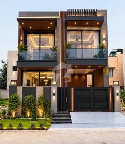 1 Kanal Upper Portion for Rent in DHA Phase 8 Ex-Air Avenue, Lahore Prime Location | Spacious Family Home