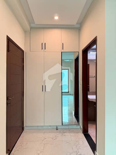 12 MARLA 9TH FLOOR APARTMENT AVAILABLE FOR RENT 12 MARLA 9TH FLOOR APARTMENT AVAILABLE FOR RENT