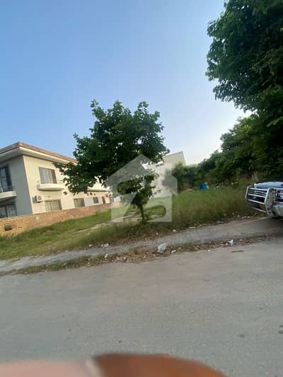 ڈی ایچ اے ویلی ڈی ایچ اے ڈیفینس,اسلام آباد میں 5 مرلہ رہائشی پلاٹ 12.5 لاکھ میں برائے فروخت۔ ڈی ایچ اے ویلی ڈی ایچ اے ڈیفینس,اسلام آباد میں 5 مرلہ رہائشی پلاٹ 12.5 لاکھ میں برائے فروخت۔