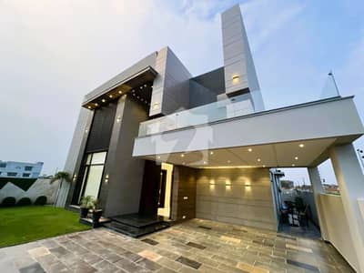 1 Kanal Upper Portion for Rent in DHA Phase 8 Ex-Park View, Lahore Prime Location | Spacious Residence