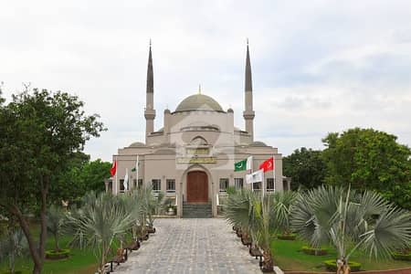 1 Kanal Plot For Sale in C Block Main Boulevard Sukh Chayn Gardens Lahore