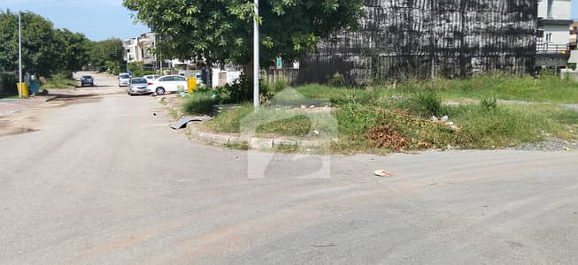 12 MARLA CORNER PLOT WITH REGISTRY AVAILABLE FOR SALE IN BLOCK-H