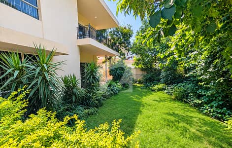 Proper 50X90 One Kanal Demolishable House is for SALE