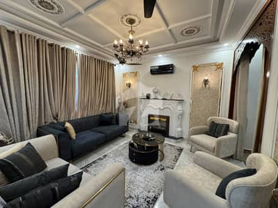MIAN BROTHERS OFFER DEFENCE PHASE 6 TOP LOCATED SLIGHTLY USED FULL BASEMENT WITH LIFT INSTALLED LUXURY 10 MARLA HOUSE SPECIOUS 5 BEDROOMS FOR SALE ALMOST FINAL 6,50,00,000 {ORIGINAL PICTURES}