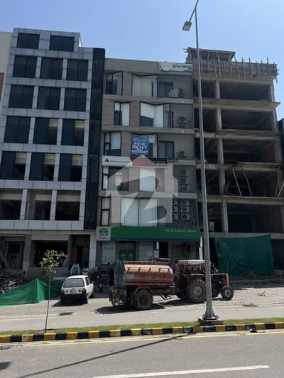 6 Marla Commercial Floors Available For Rent