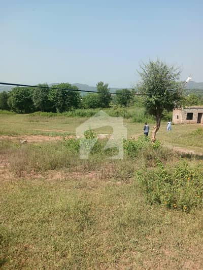 سملی ڈیم روڈ اسلام آباد میں 50 کنال رہائشی پلاٹ 25.0 کروڑ میں برائے فروخت۔