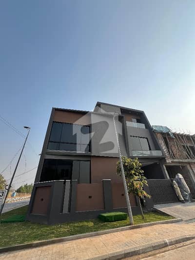 Prime Location  Near Yo Masjid Near To ApS SCHOOL