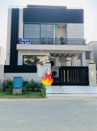 5 MARLA ULTRA MODERN HOUSE FOR SELL IN DHA 3