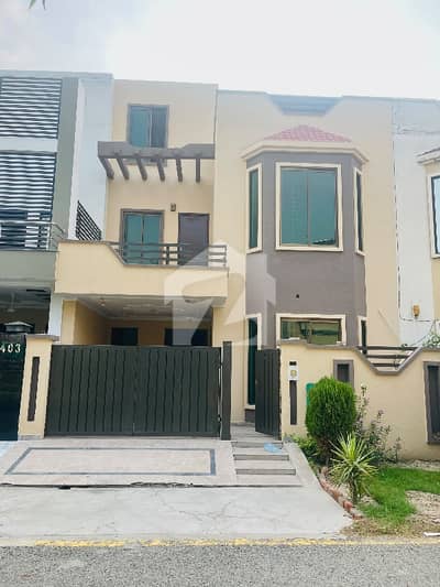 بحریہ نشیمن ۔ سن فلاور بحریہ نشیمن,لاہور میں 3 کمروں کا 5 مرلہ مکان 1.55 کروڑ میں برائے فروخت۔ بحریہ نشیمن ۔ سن فلاور بحریہ نشیمن,لاہور میں 3 کمروں کا 5 مرلہ مکان 1.55 کروڑ میں برائے فروخت۔