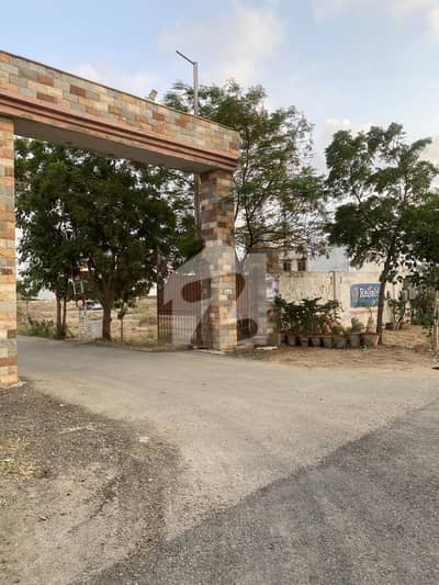 240 SQ YARDS WEST OPEN PLOT IS UP FOR SALE IN KARACHI BAR 25A SCHEME 33 KARACHI