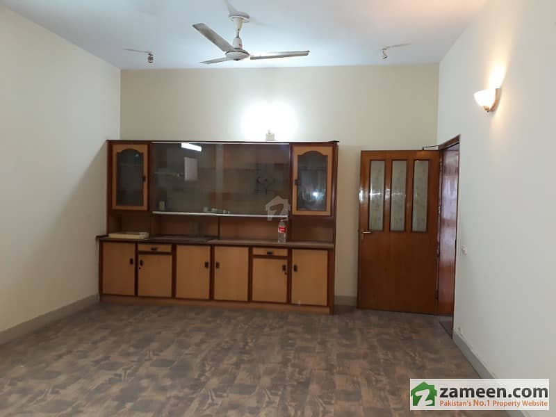 1 Kanal Very Beautiful Lower Portion For Rent In DHA Phase 2 - Block R