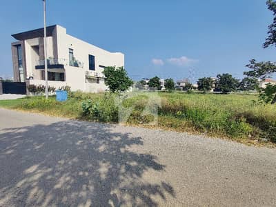 Main 150ft to Back 1 kanal Plot Available For Sale In DHA Phase-7, Block-Y, Lahore
