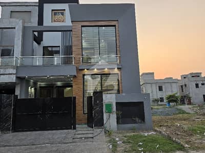 5 Marla House Available For Sale In Bahria Nasheman Lahore