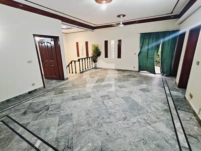 12, Marla Beautiful Upper Portion Available For Rent In Johar Town Near Emporium Mall