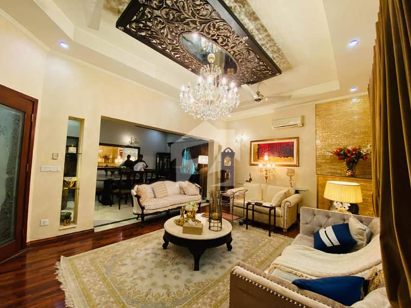 DHA Phase 1 One Kanal Very Beautifull House DHA Phase 1 One Kanal Very Beautifull House