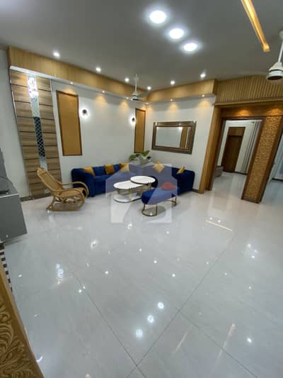 10 Marla Park facing full furnished House for sale