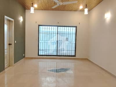 Lower Portion For Rent On Khayaban-E-Iqbal.
