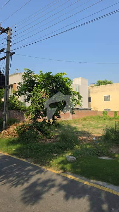 1 KANAL RESIDENTIAL PLOT FOR SALE - B BLOCK, EME SOCIETY