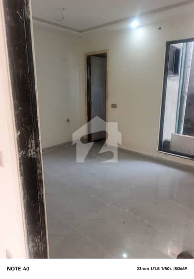 LDA AVENUE ONE 3 MARLA TRIPLE STOREY HOUSE FOR SALE A BLOCK FACING TO PARK DIRECT ACCESS TO RAIWIND RAOD 40 FEET RAOD