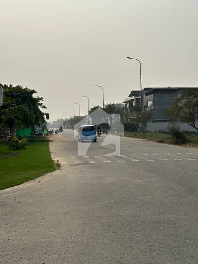Corner 7.82 Marla Plot No- 934 Block Z6 in Top Location of Phase 8 ivy Green DHA Lahore For Sale