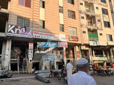 ایم پی سی ایچ ایس - بلاک سی 1 ایم پی سی ایچ ایس ۔ ملٹی گارڈنز,بی ۔ 17,اسلام آباد میں 14 مرلہ رہائشی پلاٹ 2.6 کروڑ میں برائے فروخت۔ ایم پی سی ایچ ایس - بلاک سی 1 ایم پی سی ایچ ایس ۔ ملٹی گارڈنز,بی ۔ 17,اسلام آباد میں 14 مرلہ رہائشی پلاٹ 2.6 کروڑ میں برائے فروخت۔